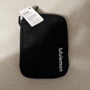 Brand new lululemon crossbody